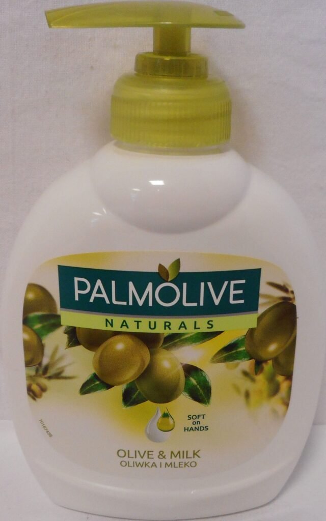 Palmolive folyékony szappan pumpás 300 ml Ultra olíva és aloe vera – front